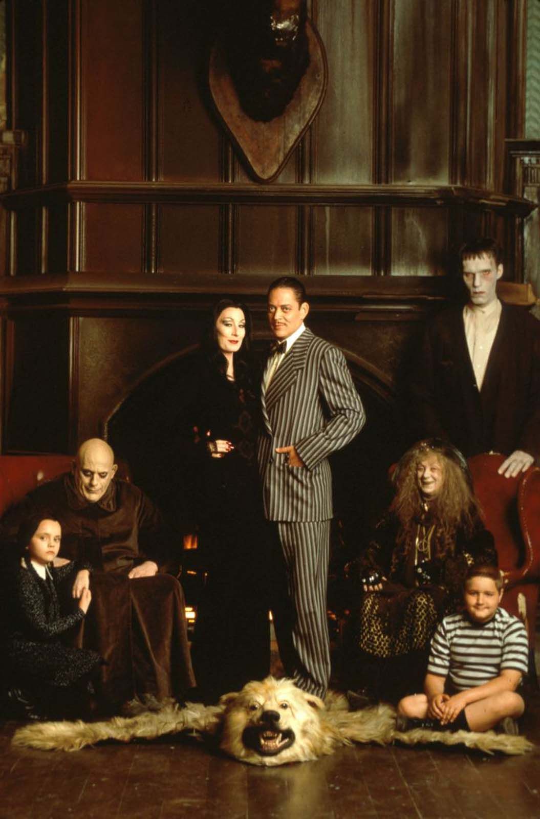 Foto de Christopher Lloyd - A Família Addams : Foto Anjelica Huston