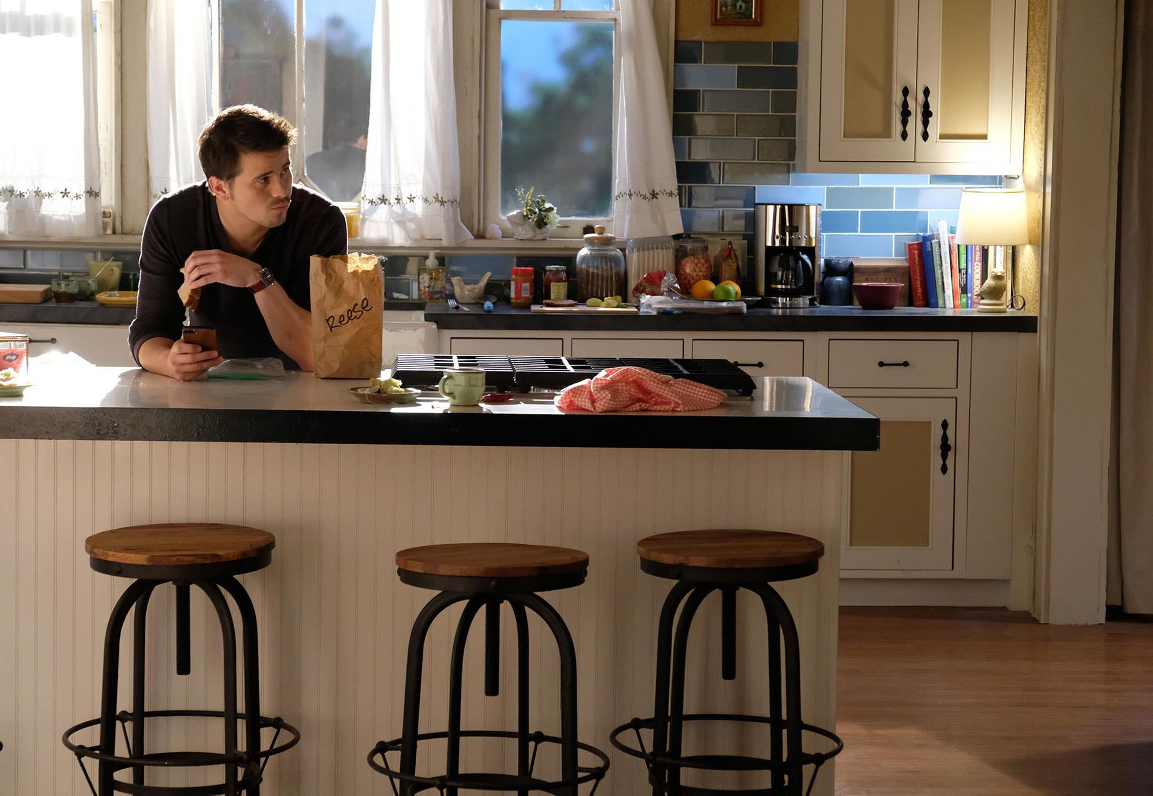 Foto de Jason Ritter - Kevin (Probably) Saves the World : Fotos Jason ...