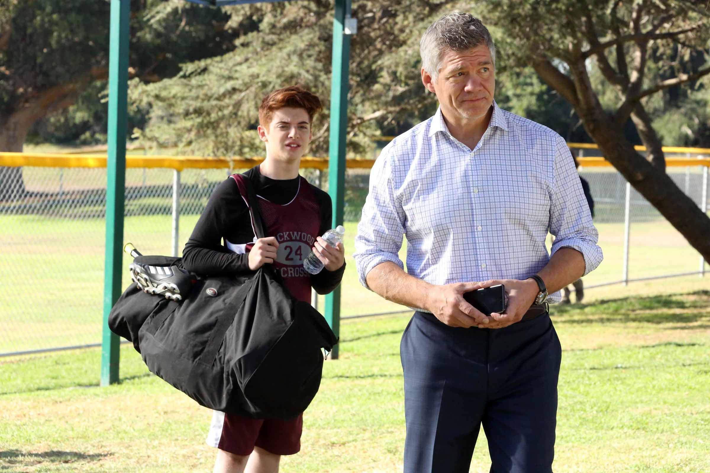 The Mick : The Mick : Fotos Thomas Barbusca - 15 no 76 - AdoroCinema
