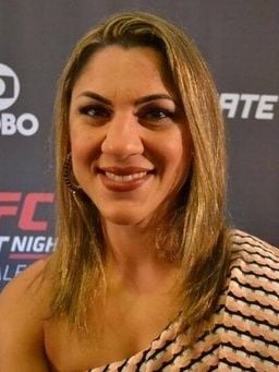 Bethe Correia - AdoroCinema