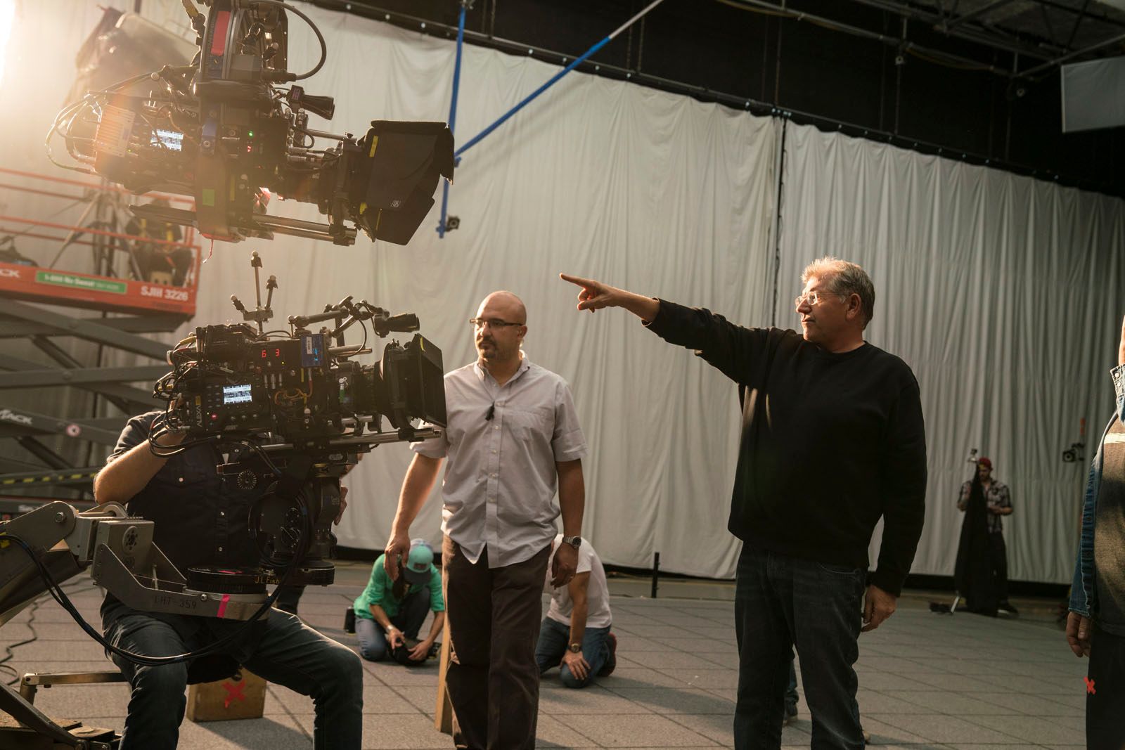 Method studios. Robert Zemeckis Signature.