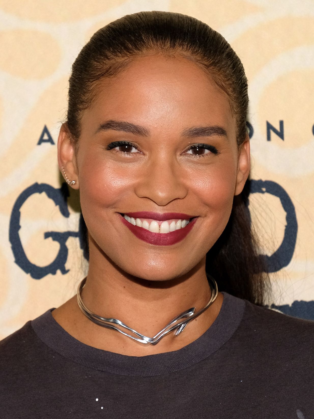 Irene Firariy bilan porno Nemis pornosini ajoyib sifatda tomosha qiling