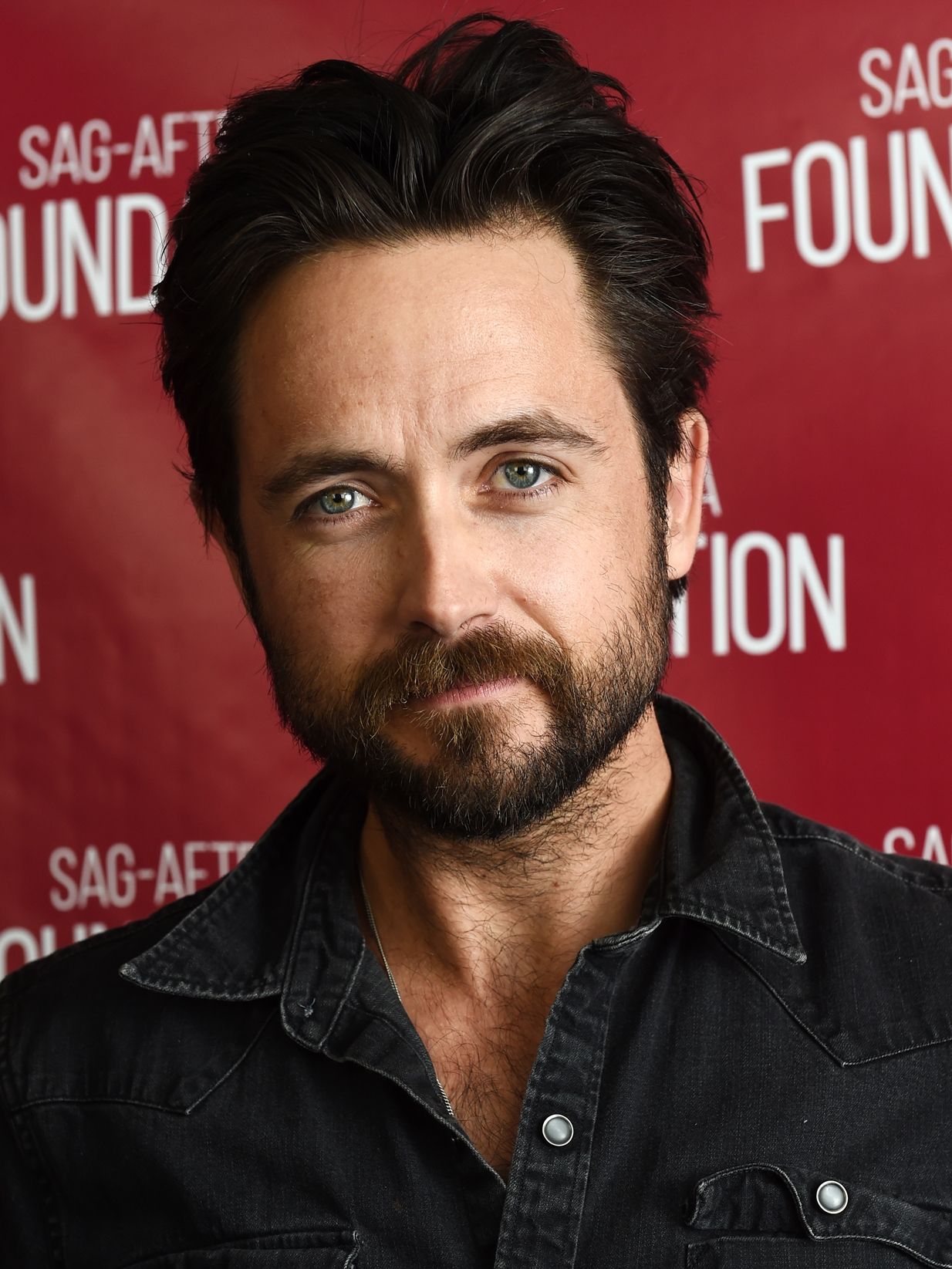 Justin Chatwin Online - CHIPS (2017) Justin as Ray Kurtz Jr