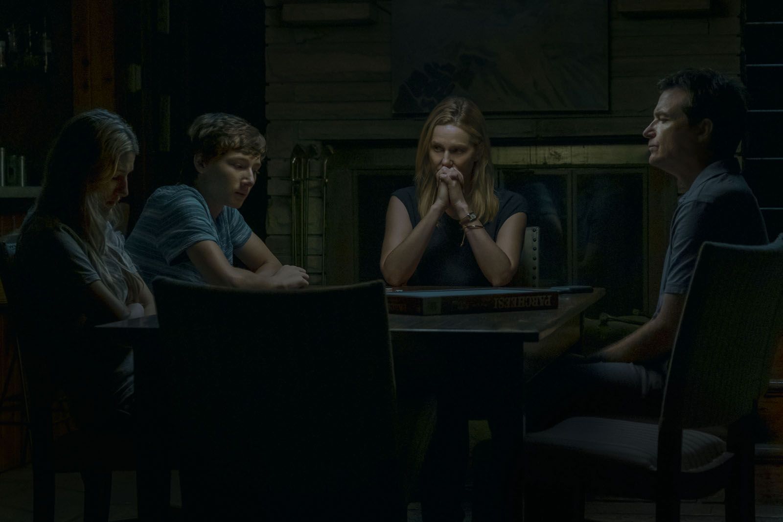Foto de Sofia Hublitz Fotos Sofia Hublitz, Laura Linney, Jason Bateman, Skylar Gaertner Foto Foto de Sofia Hublitz Fotos Sofia Hublitz, Laura Linney, Jason Bateman, Skylar Gaertner Foto