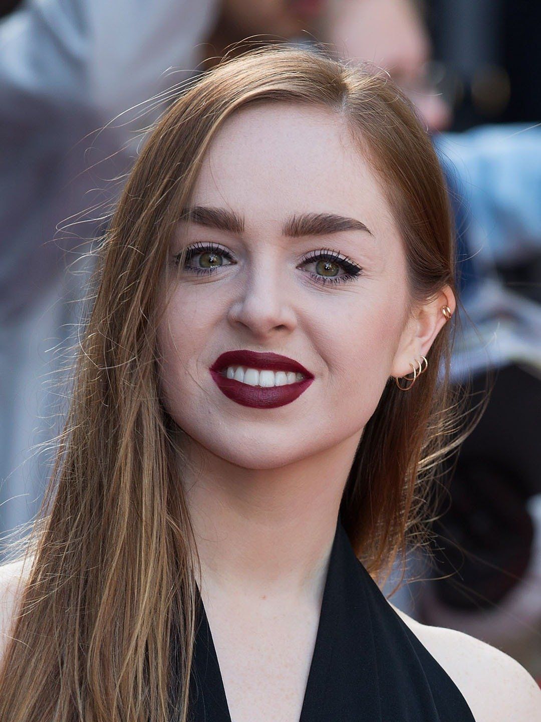 Louisa ConnollyBurnham AdoroCinema