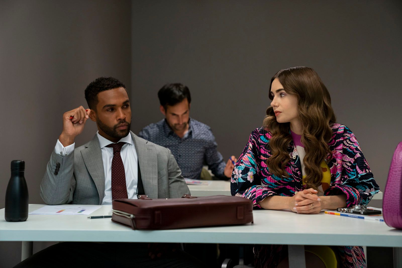 Foto de Lucien Laviscount - Fotos Lily Collins, Lucien Laviscount ...