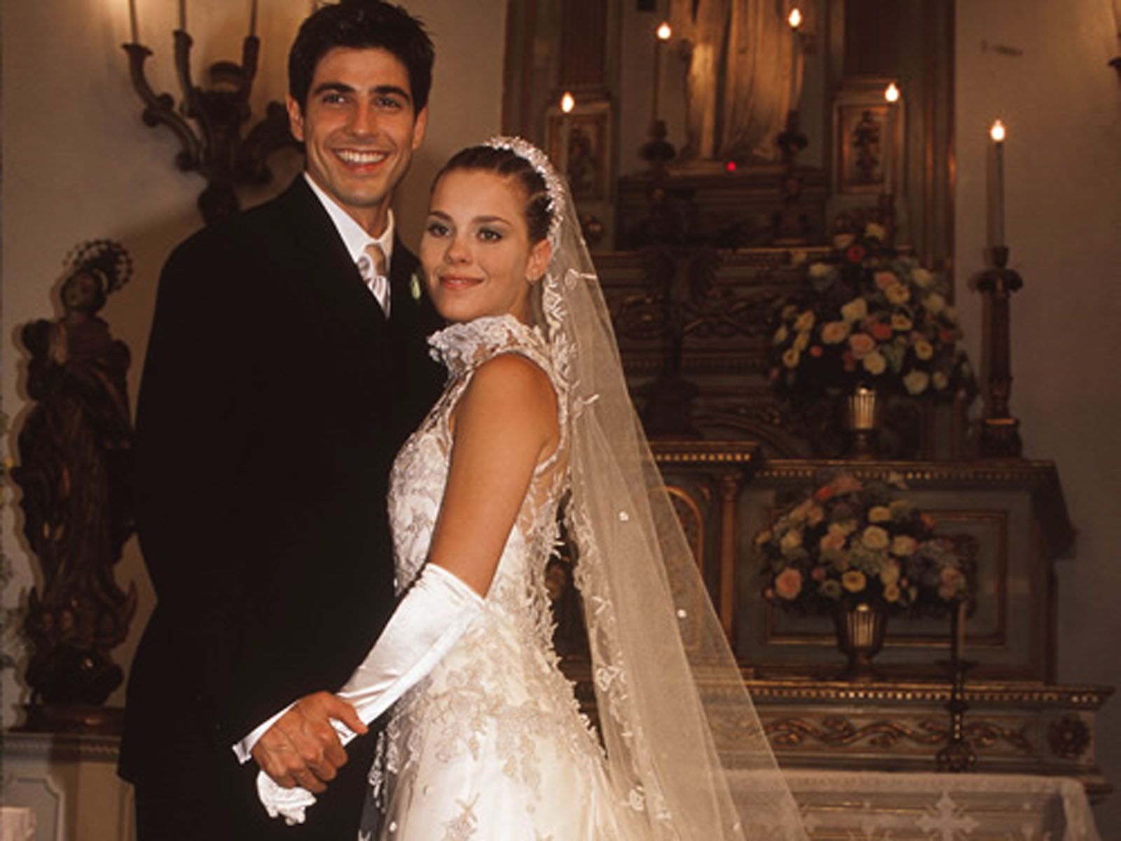 Семейный узы ю. Джованна антонелли семейные узы. Капиту семейные узы. Семейный узы ю. Семейный узы ю.