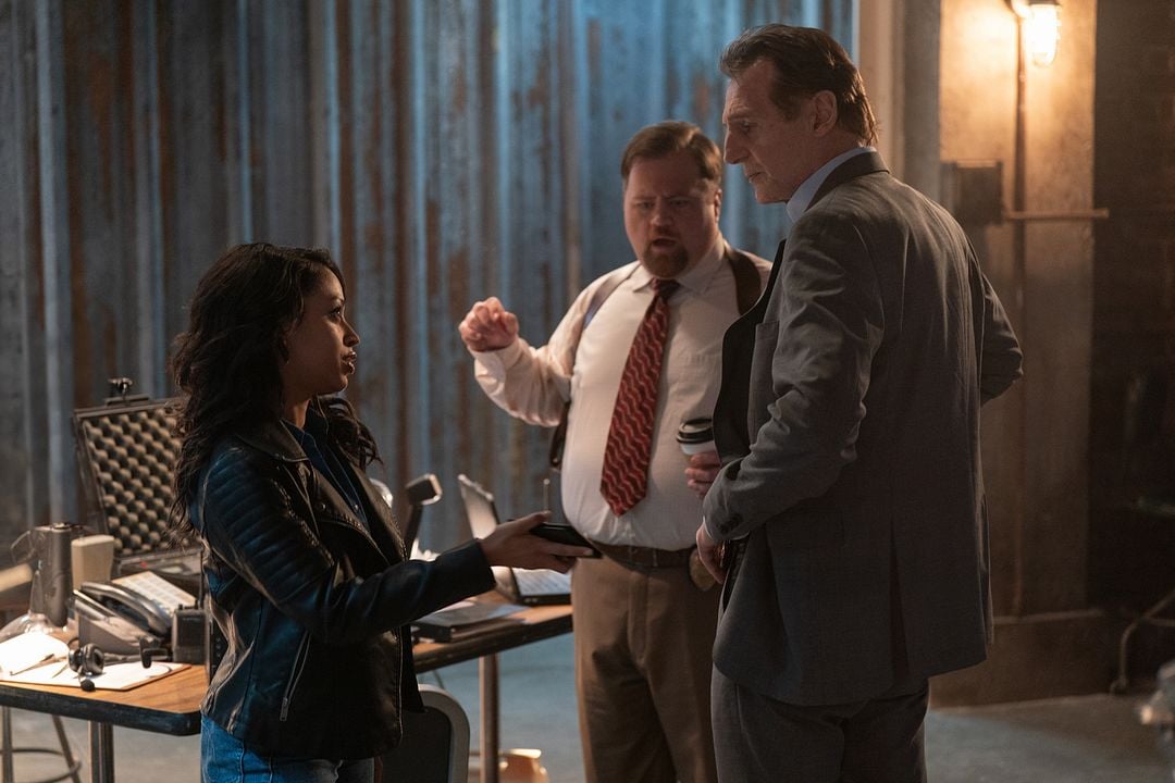 Corra que a Polícia Vem Aí! : Fotos Liam Neeson, Paul Walter Hauser
