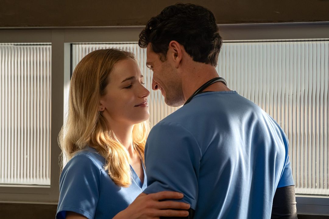 Fotos Willa Fitzgerald, Colin Woodell