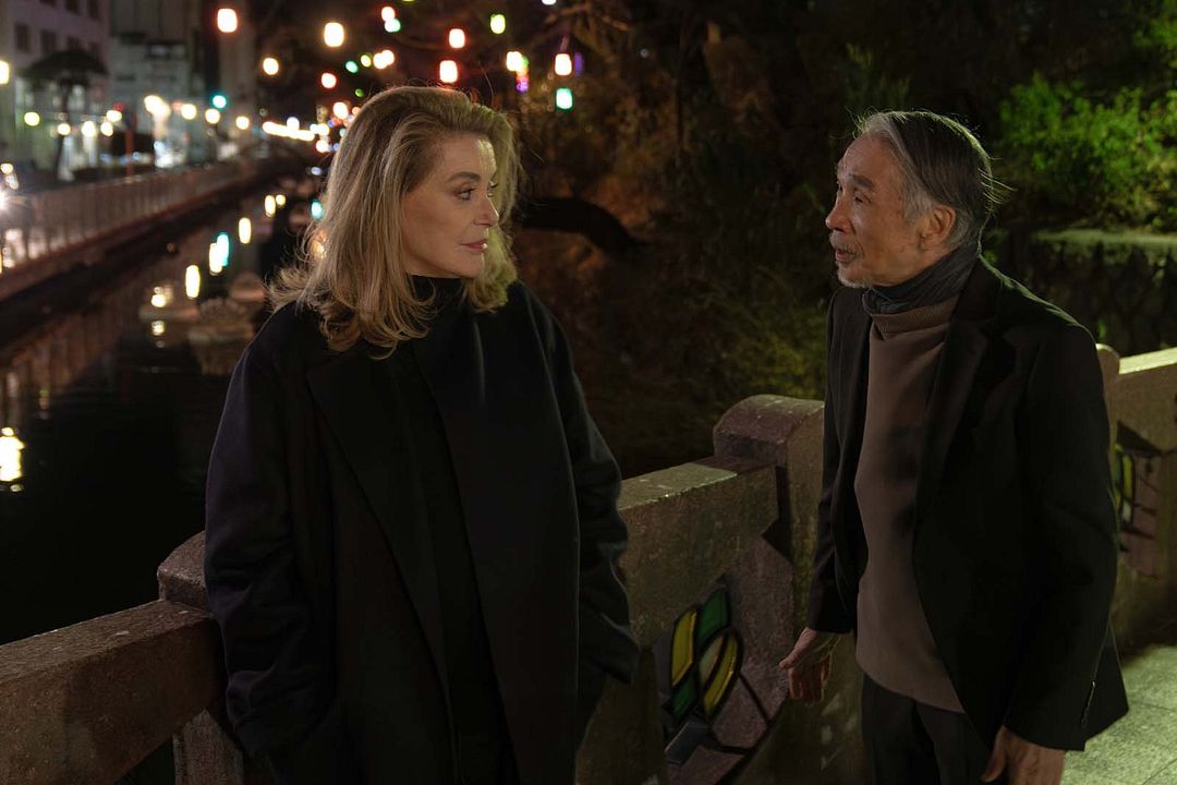 Spirit World: Uma Jornada Espiritual : Fotos Catherine Deneuve, Masaaki Sakai