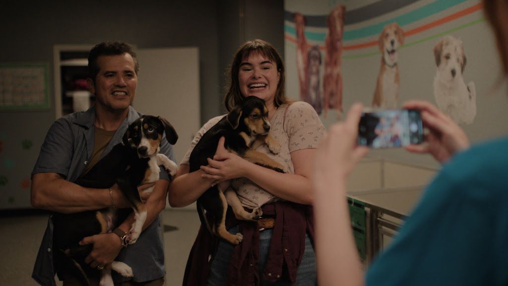 Um Pai para Lily : Fotos John Leguizamo, Barbie Ferreira