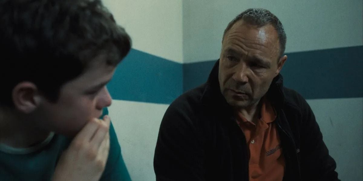Adolescência : Fotos Owen Cooper, Stephen Graham