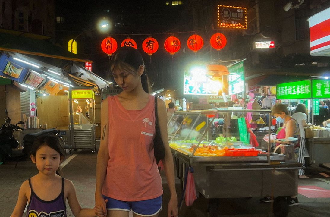 A Garota Canhota : Fotos Nina Ye