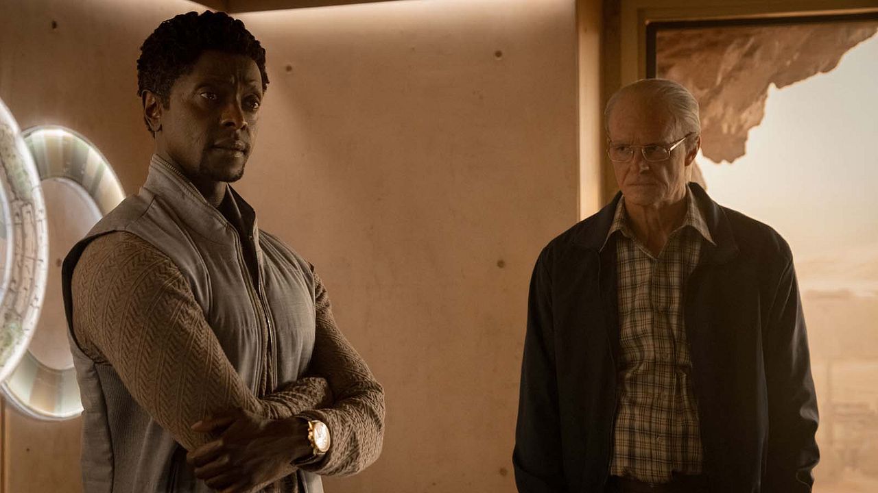 Fotos Edi Gathegi, Joel Kinnaman