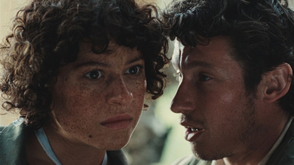 Atropia : Fotos Alia Shawkat, Callum Turner