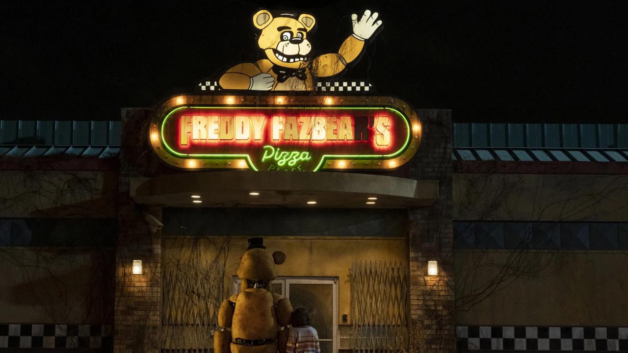 Diretor do novo Poltergeist vai fazer a adaptação cinematográfica do jogo  Five Nights at Freddy's - Notícias de cinema - AdoroCinema