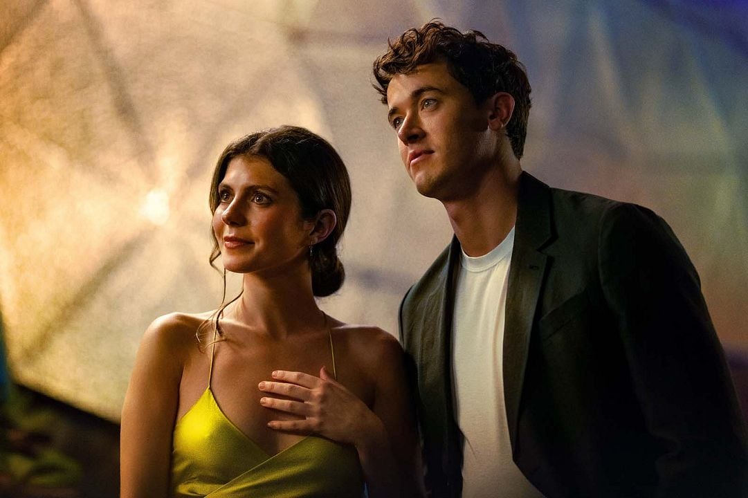 De Férias com Você : Fotos Tom Blyth, Emily Bader