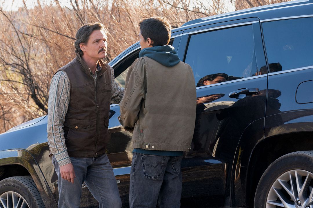 Eddington : Fotos Pedro Pascal