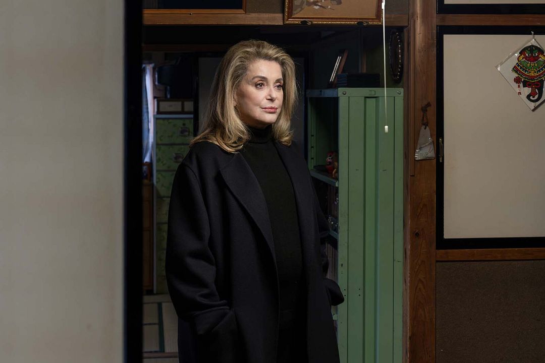 Spirit World: Uma Jornada Espiritual : Fotos Catherine Deneuve