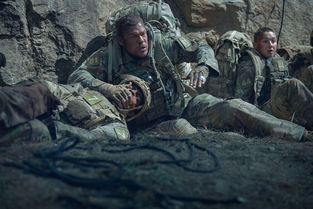 Máquina de Guerra : Fotos Stephan James, Alan Ritchson