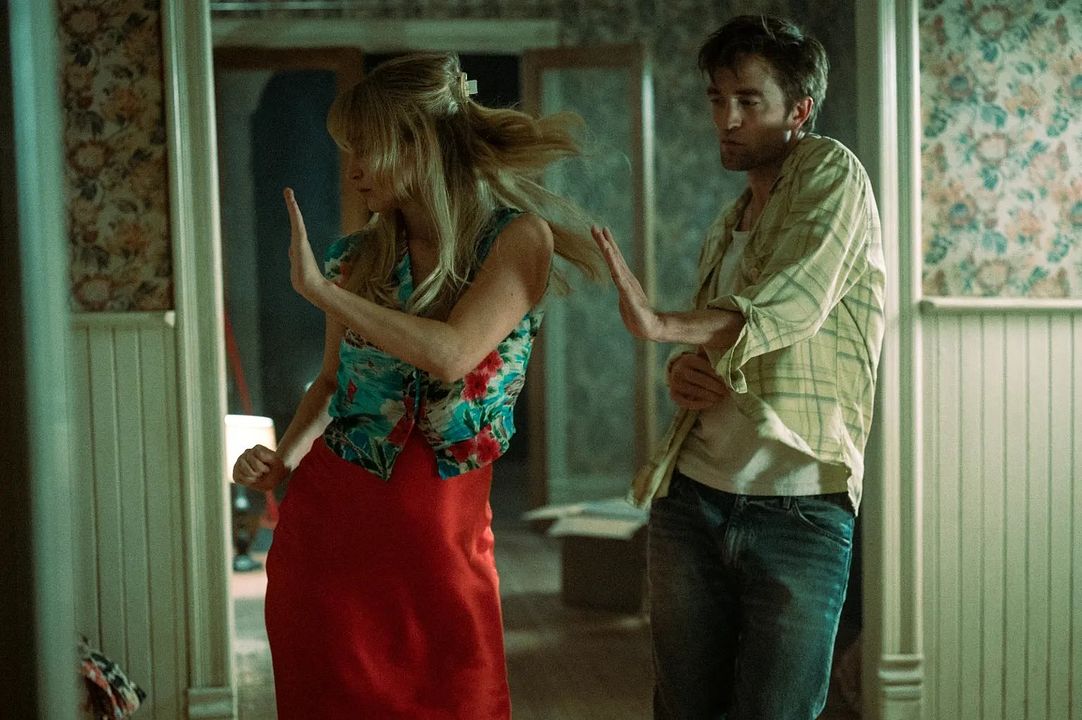 Morra, Amor: Jennifer Lawrence, Robert Pattinson