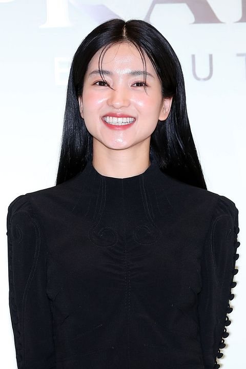 Poster Tae-ri Kim