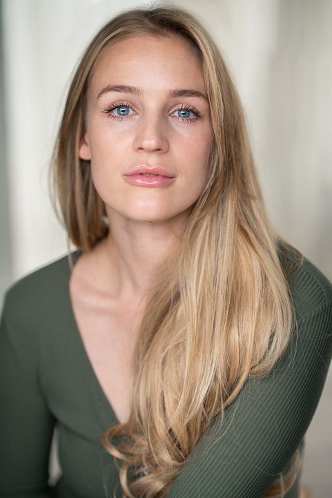 Poster Leona Clarke