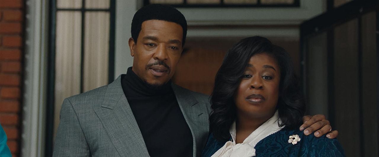 Três Amigas, Todos os Domingos : Fotos Russell Hornsby, Uzo Aduba