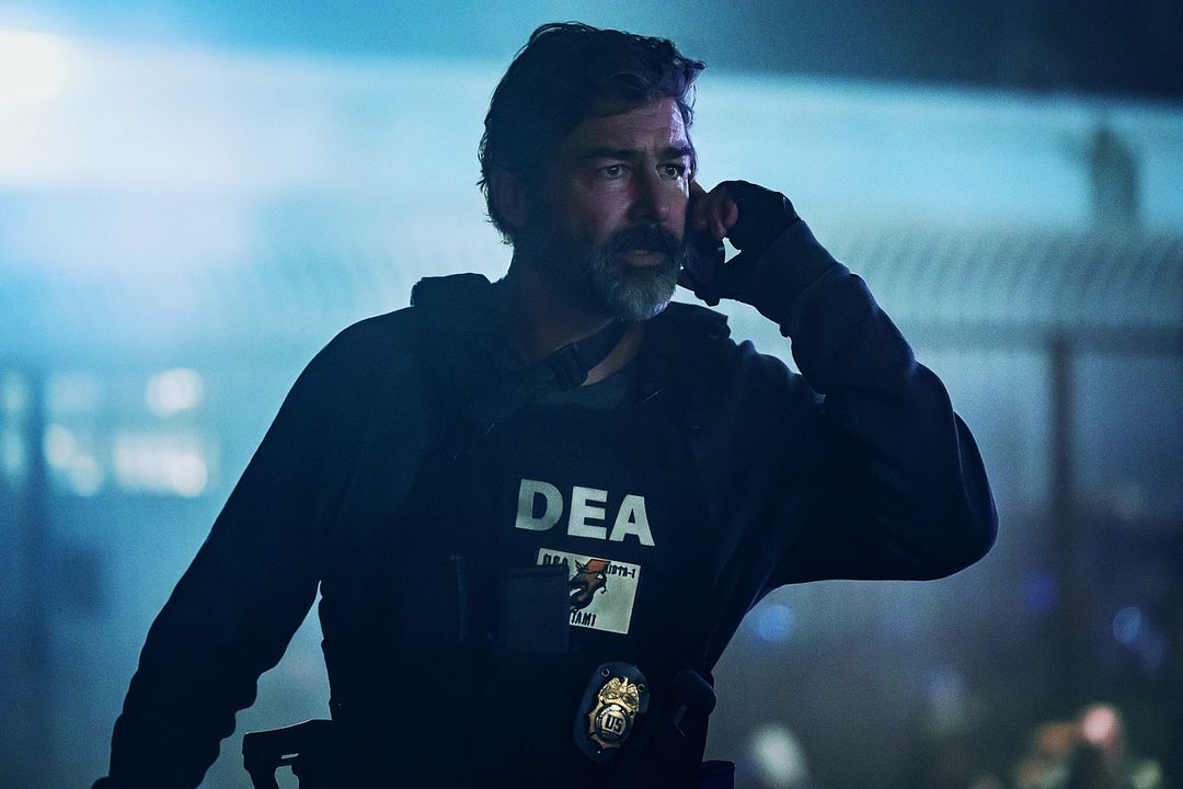 Dinheiro Suspeito : Fotos Kyle Chandler
