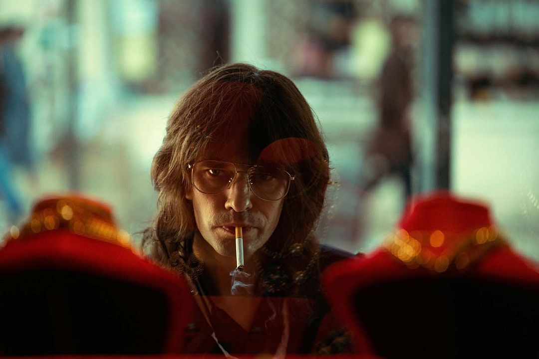Limonov: O Camaleão Russo : Fotos Ben Whishaw