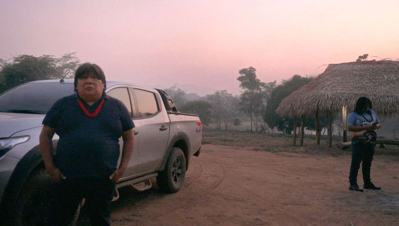 Minha Terra Estrangeira : Fotos