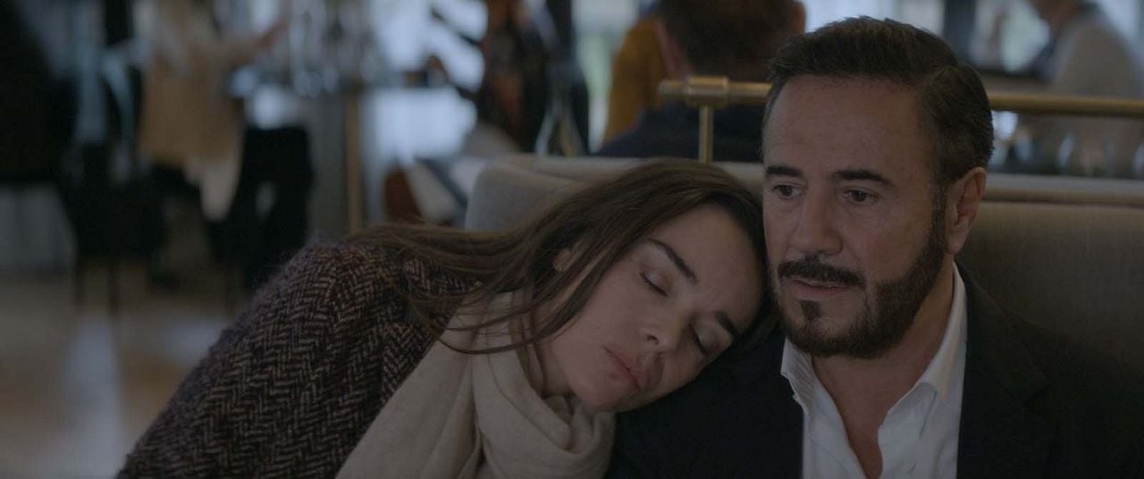 Fora de Controle : Fotos Élodie Bouchez, José Garcia