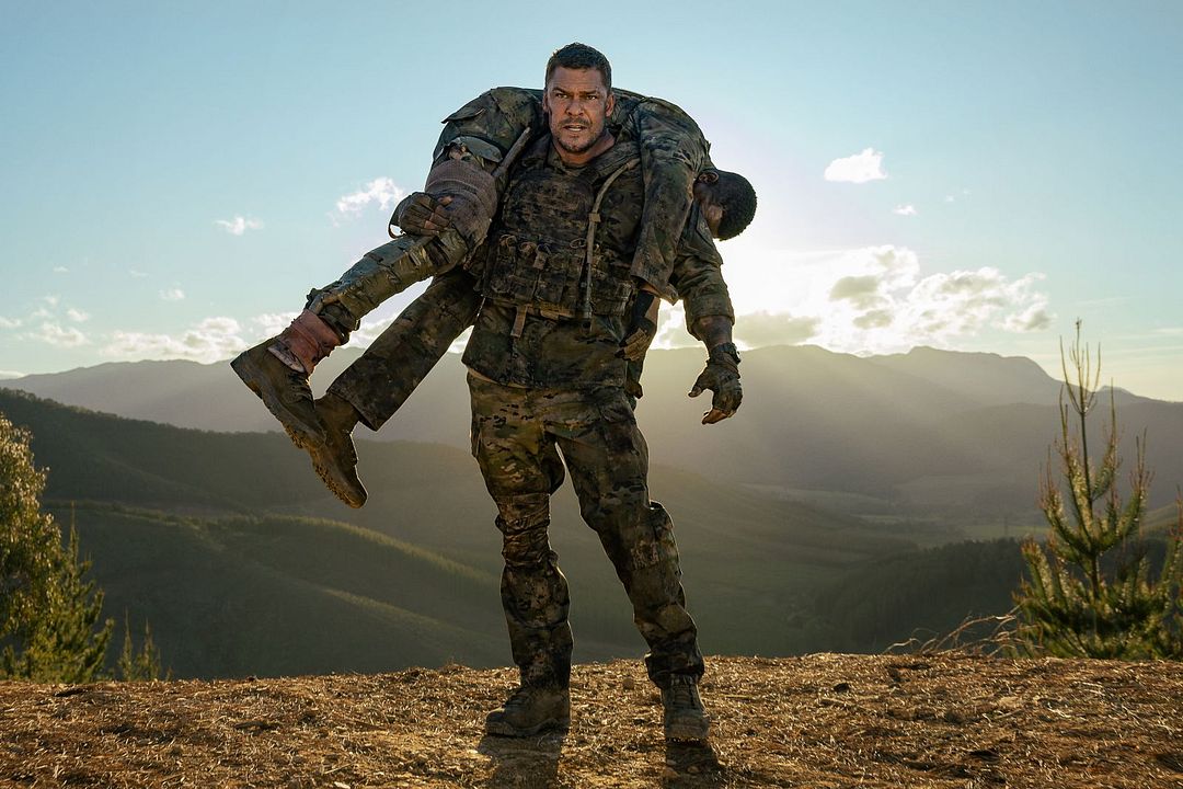 Máquina de Guerra : Fotos Alan Ritchson