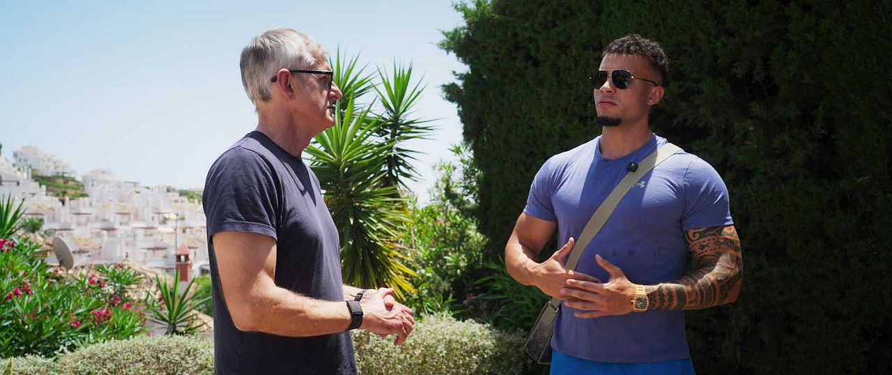 Louis Theroux: Por Dentro da Machosfera : Fotos