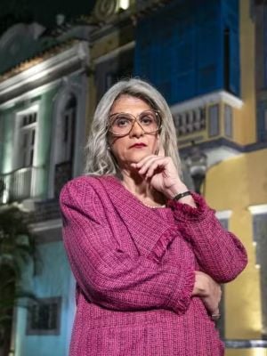Bárbara não lhe adora : Poster