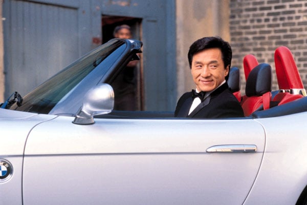 O Terno de 2 Bilhões de Dólares: Jackie Chan