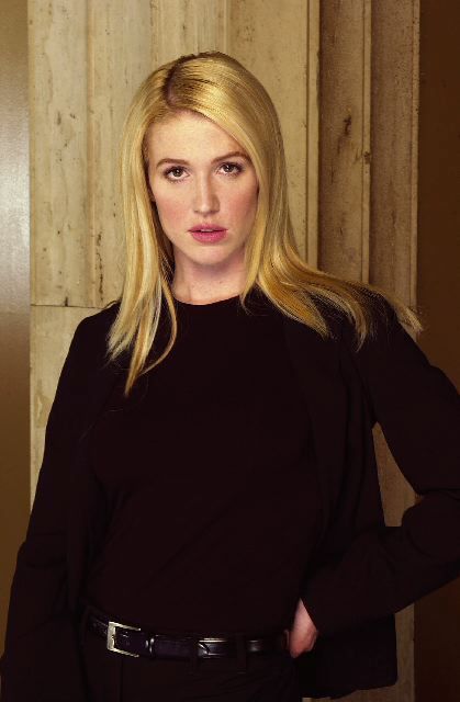 Fotos Poppy Montgomery
