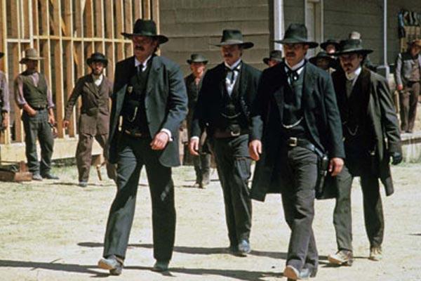Wyatt Earp : Fotos Linden Ashby, Lawrence Kasdan, Kevin Costner, Dennis Quaid, Michael Madsen