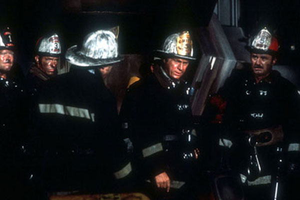 Inferno na Torre: Irwin Allen, John Guillermin, Steve McQueen
