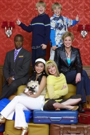 Fotos Cole Sprouse, Dylan Sprouse, Kim Rhodes, Ashley Tisdale, Brenda Song, Phill Lewis
