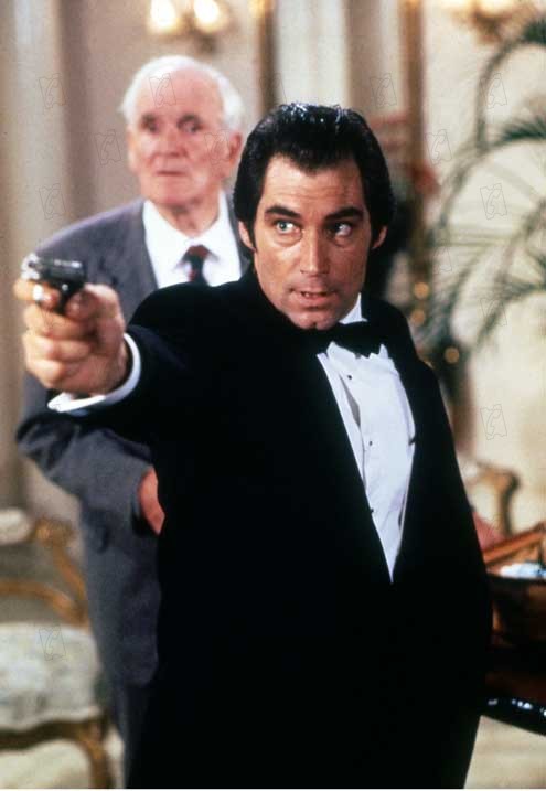007 - Permissão para Matar : Fotos Ian Fleming, Desmond Llewelyn, Timothy Dalton, John Glen