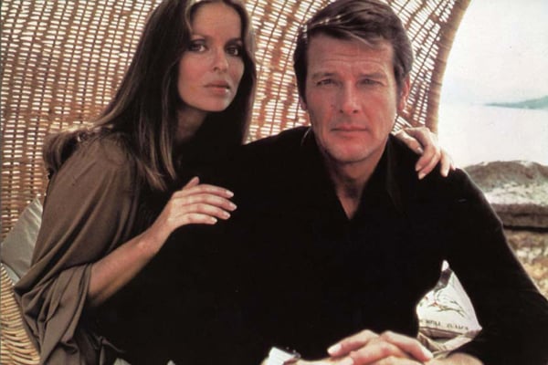 007 - O Espião Que Me Amava : Fotos Roger Moore, Barbara Bach, Lewis Gilbert