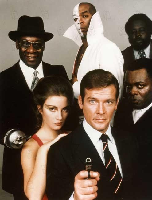 Com 007 Viva e Deixe Morrer : Fotos Guy Hamilton, Yaphet Kotto, Roger Moore, Julius W. Harris, Jane Seymour