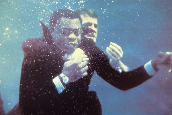 Com 007 Viva e Deixe Morrer : Fotos Yaphet Kotto, Roger Moore