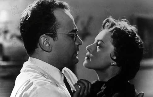 Les Intrigantes : Fotos Raymond Pellegrin, Henri Decoin, Jeanne Moreau