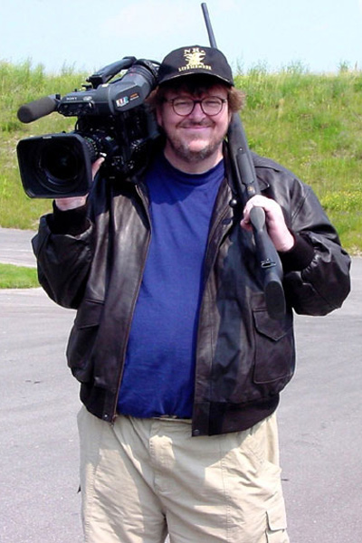 Fabricando Discórdia : Fotos Michael Moore