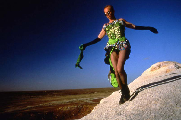 Priscilla, a Rainha do Deserto : Fotos Stephan Elliott, Hugo Weaving