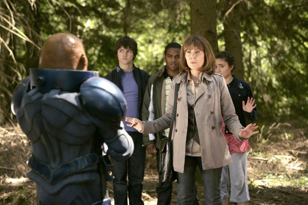 Fotos Yasmin Paige, Elisabeth Sladen, Thomas Knight, Daniel Anthony