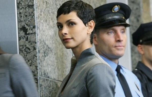 V (2009) : Fotos Morena Baccarin