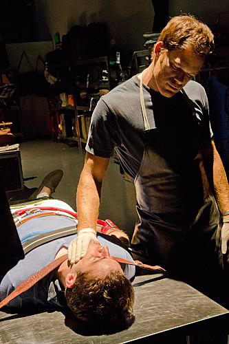 Dexter : Fotos Enver Gjokaj, Michael C. Hall